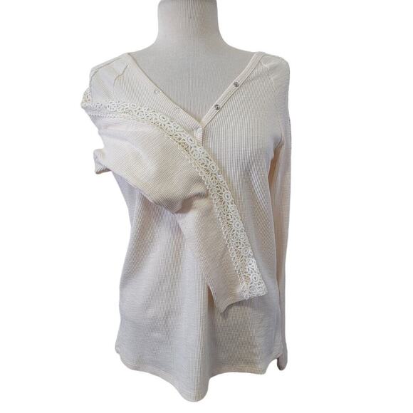 Anthropologie Doe & Rae Lace Crochet Long Sleeve Button V Neck Tee Blouse Size M - Picture 2 of 7
